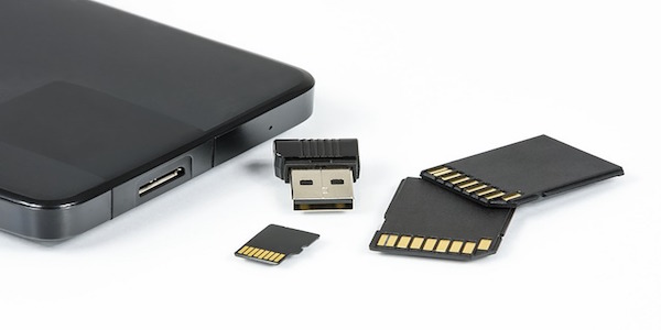 A memory card is a type of storage device that is used for storing media and data files.